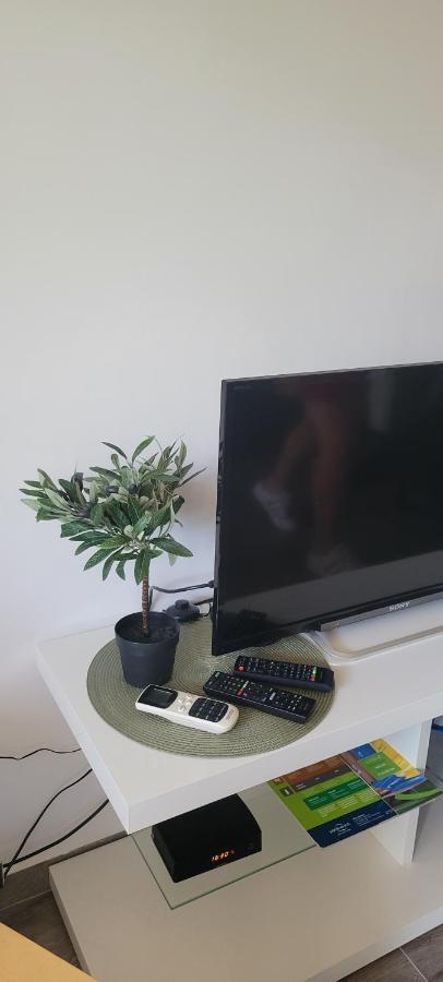 Apartmani Sonia Нівице Екстер'єр фото